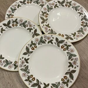 Wedgwood Strawberry Hill 8” Plates Set of 4
